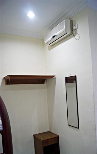 Samudera Hotel Kampung Kuala Besut Buitenkant foto