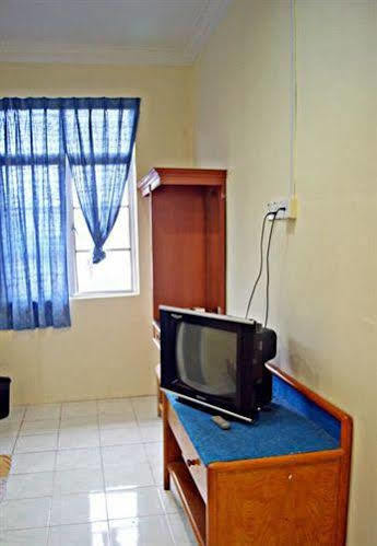 Samudera Hotel Kampung Kuala Besut Buitenkant foto